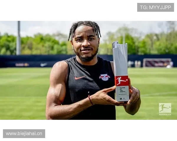 恩昆库德甲30+球赛季解析:巅峰期进攻效率与战术角色 恩昆库德甲30+球赛季解析:巅峰期进攻效率与战术角色