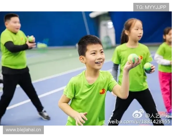 李小鹏家里藏了几套别墅，训练场上那严肃样子完全看不出来啊