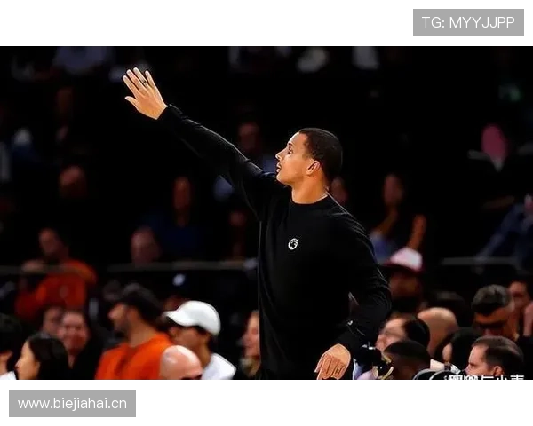 拉塞尔篮下防守制胜 权威盖帽助凯尔特人夺冠辉煌